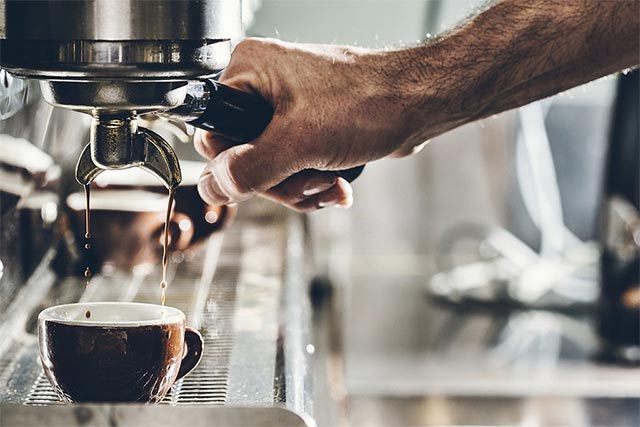 Quy trình hoạt động của dòng máy pha cà phê để tạo nên một ly cà phê ngon -  Dacco Coffee
